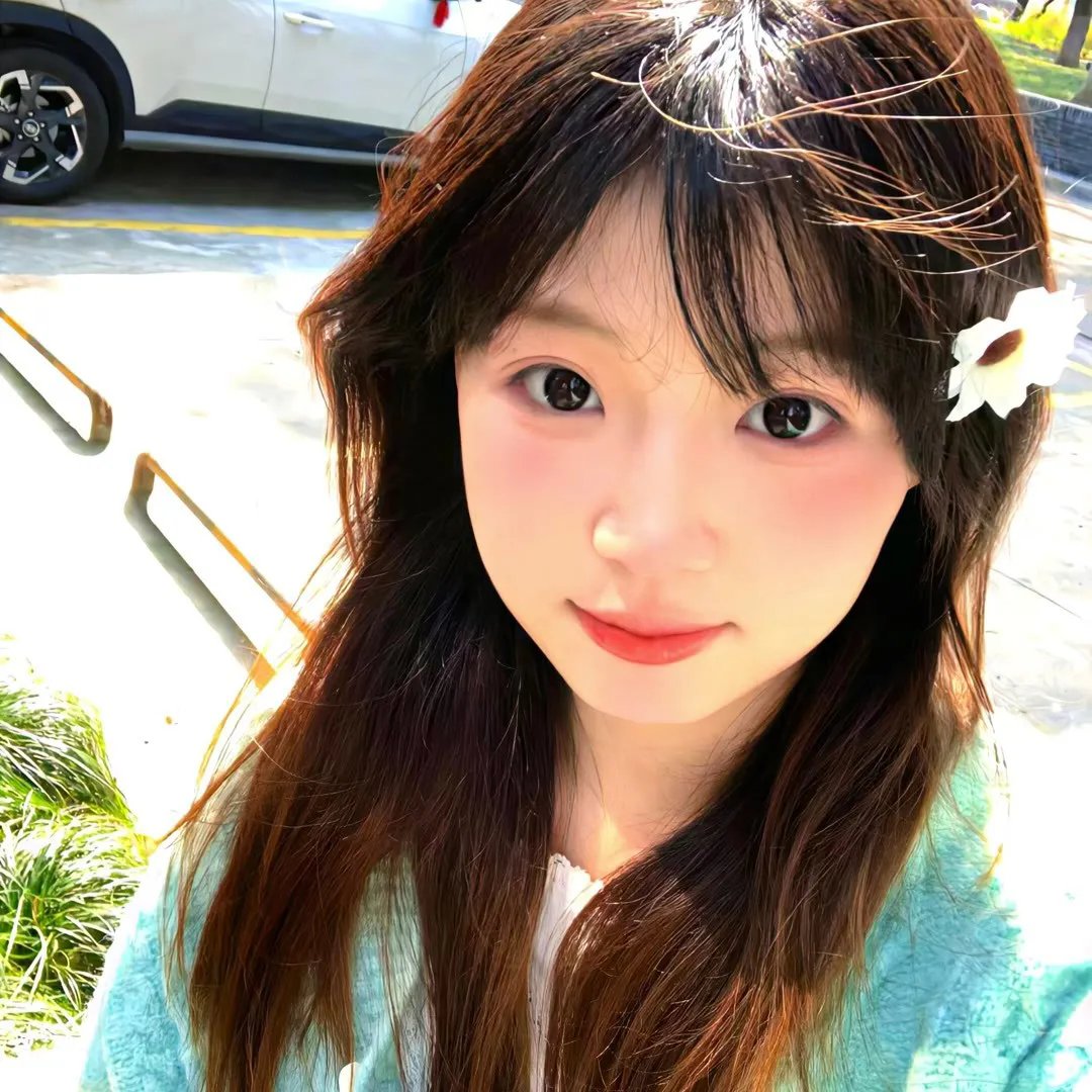 春闺三凤